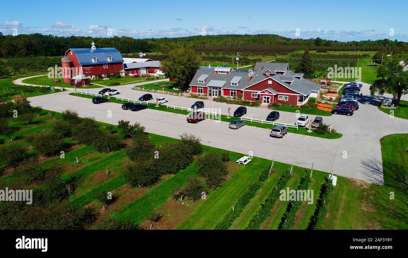 Orchard barn hires stock photography and images Alamy