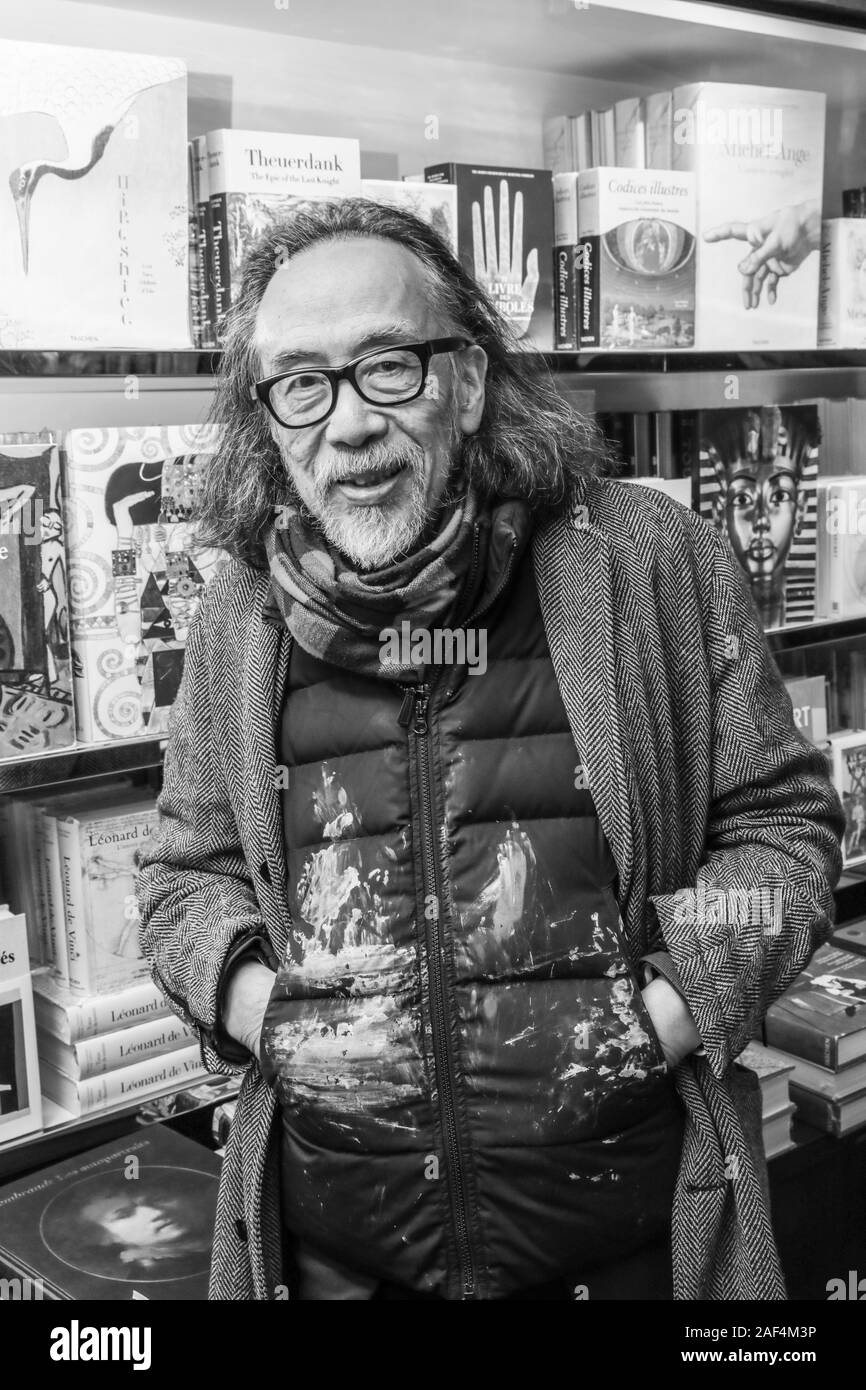 CELEBRATING THE 112TH ANNIVERSARY OF JACQUES TATI 'S BIRTH: THE BOOK THE DEFINITIVE JACQUES TATI Stock Photo