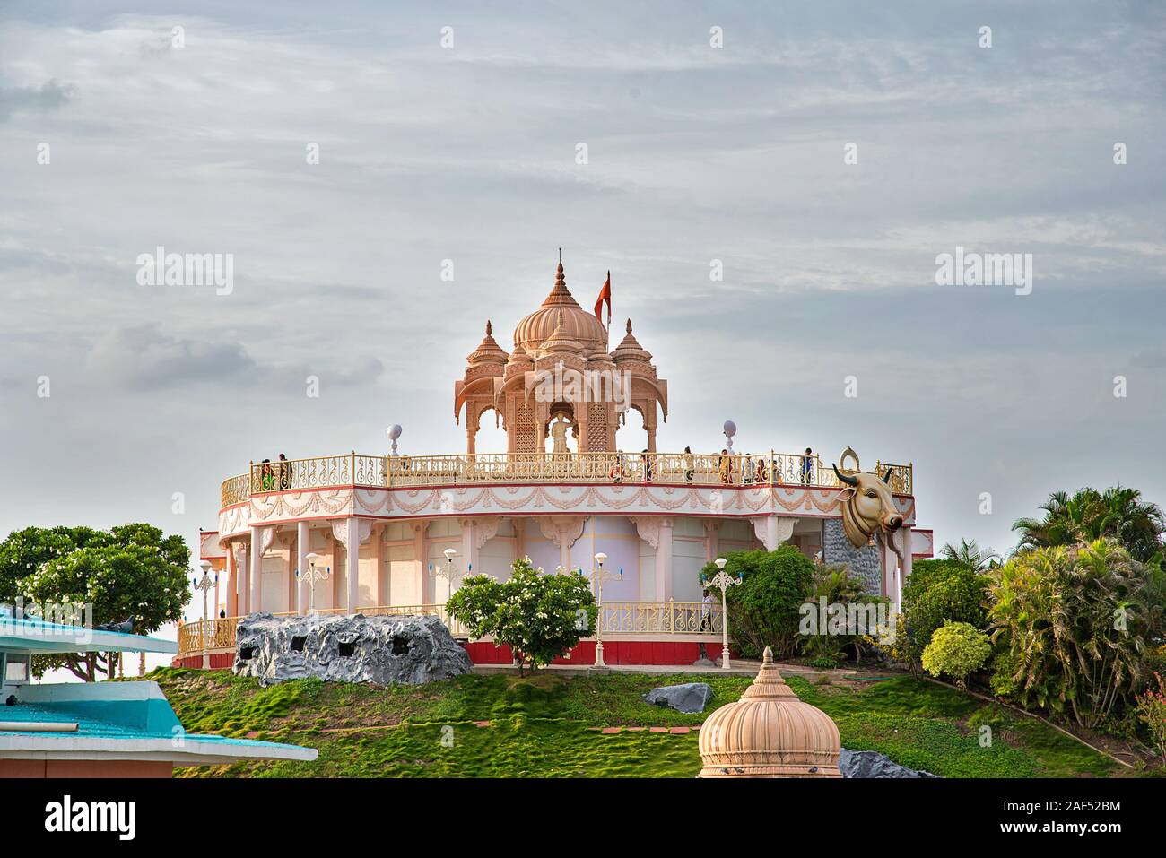 SHEGAON, MAHARASHTRA, INDIA, 10 JULY 2017 : Unidentified tourist ...