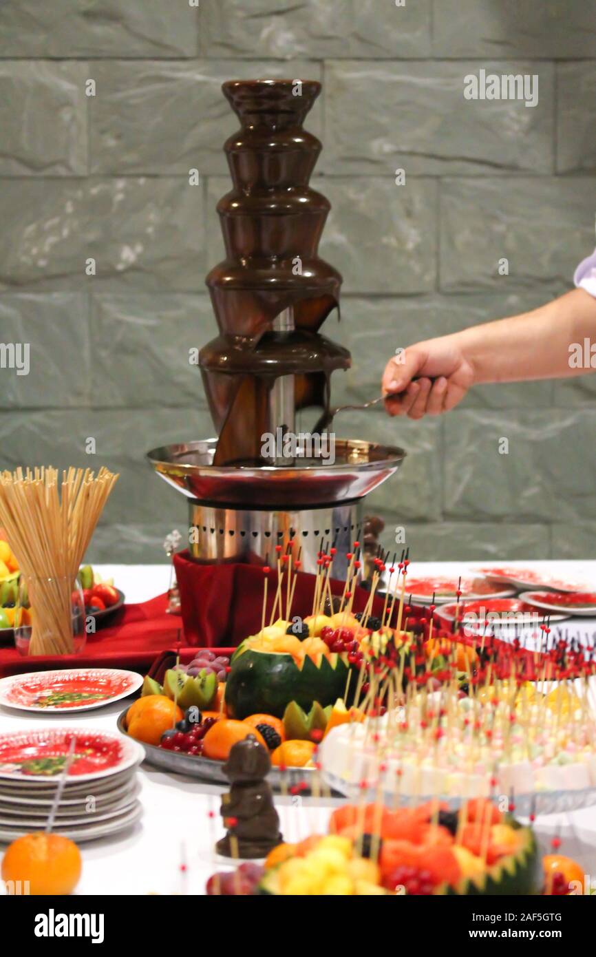 fruit for chocolate fountain