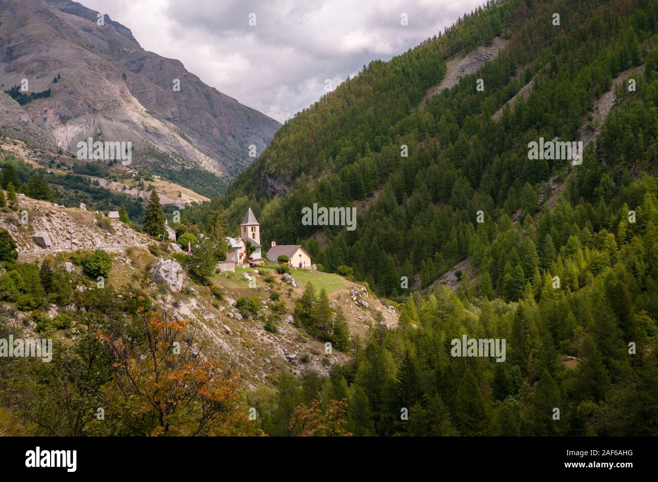 Fours st laurent hi-res stock photography and images - Alamy