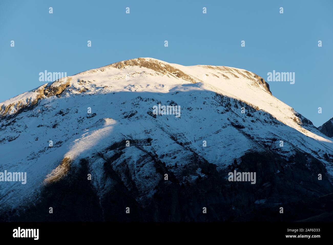 Snowy Peak, Tendenera Mountains, in Tena Valley, Panticosa, Aragon, Huesca, Spain. Stock Photo