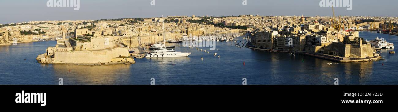 Panorama of Isla (Senglea) and Birgu (Vittoriosa) from Valletta, Malta Stock Photo