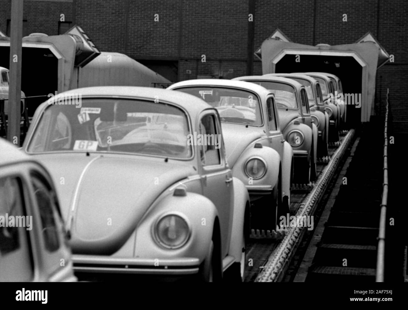 Produktion des legendaeren VW-Käfer im Jahr 1972 . | usage worldwide Stock Photo
