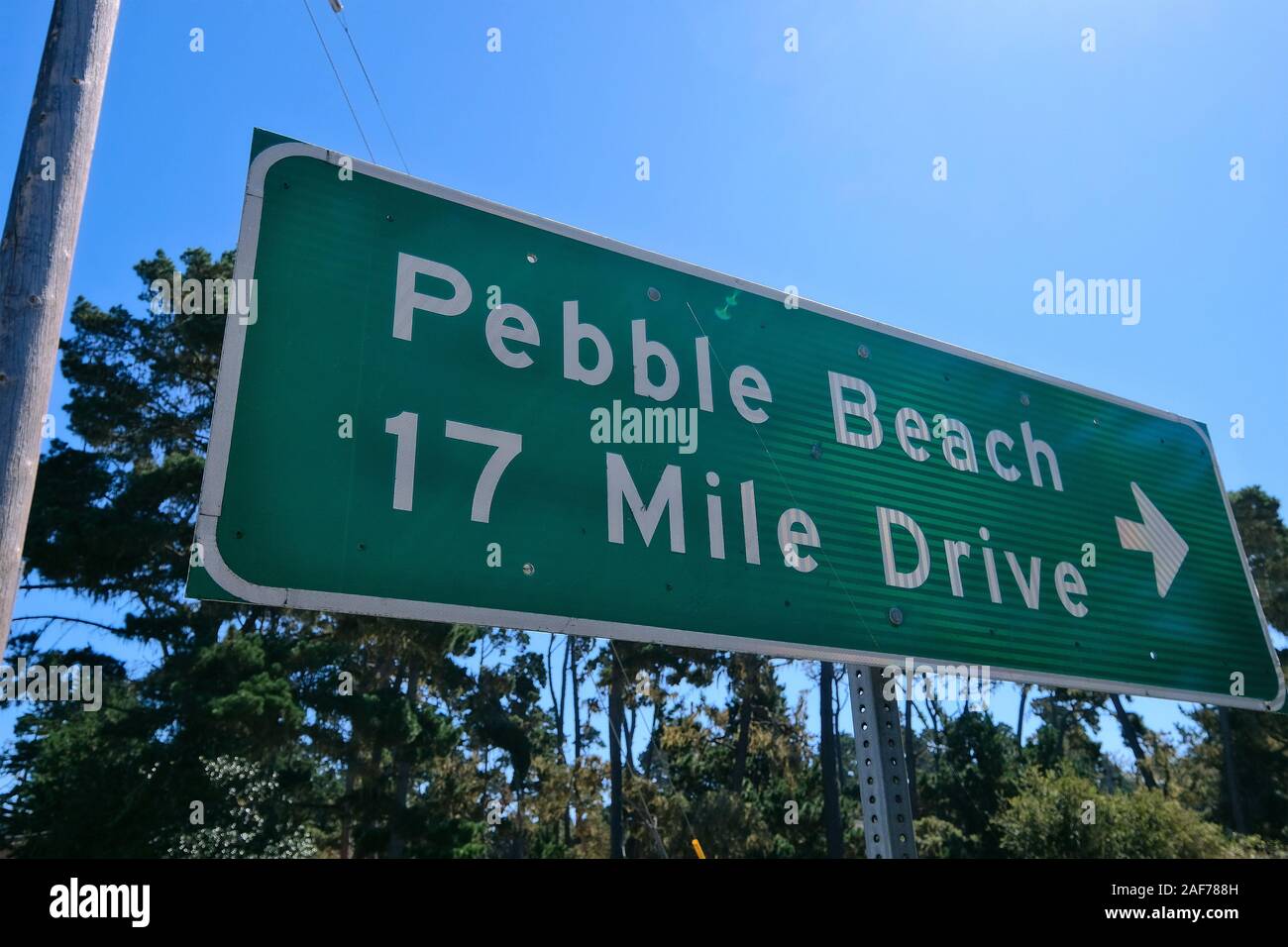 Sign for the 17Mile Drive on the Monterey Peninsula between Carmelby