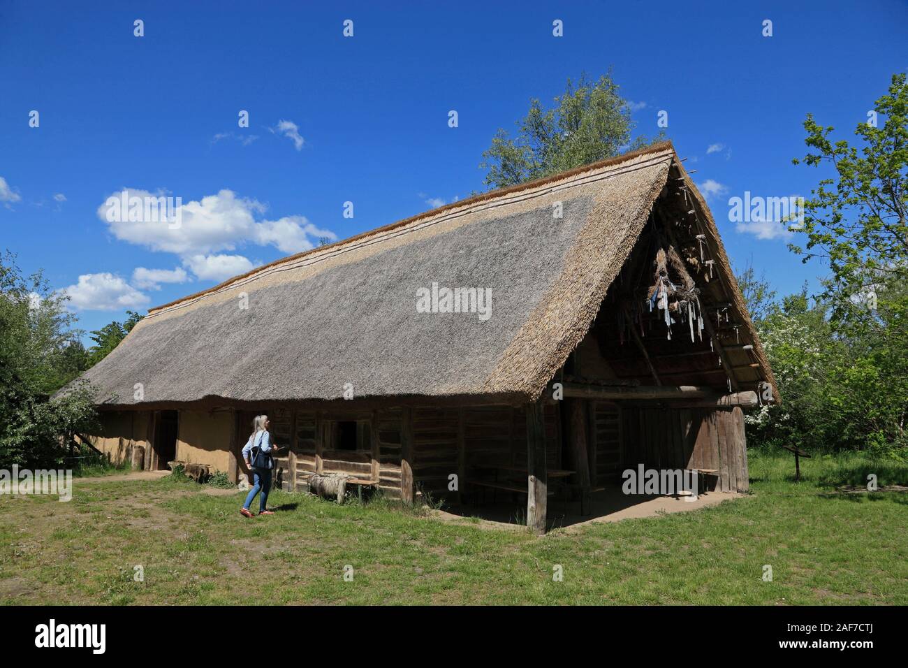 Long house in the Open air museum Archäologisches Zentrum, Hitzacker / Elbe, Lower Saxony, Germany Stock Photo