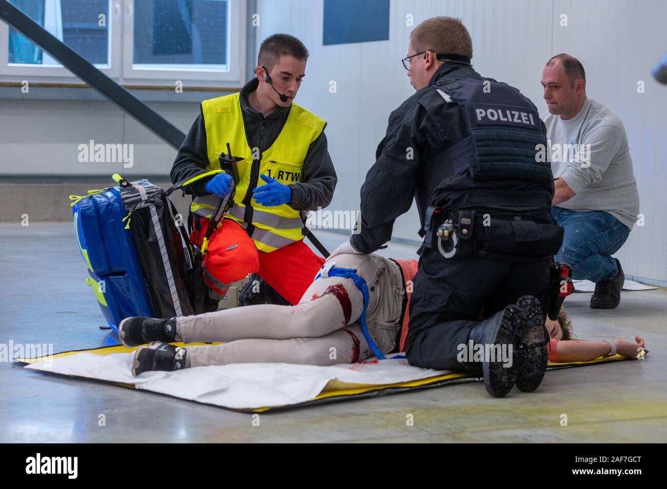 Windischeschenbach, Germany. 13th Dec, 2019. Emergency forces practice in the Bavarian Centre for Special Operations. In the new training and simulation centre of the Bavarian aid organisations, mission leaders and executives will be practicing for example for amok and terror situations. Credit: Armin Weigel/dpa/Alamy Live News Stock Photo