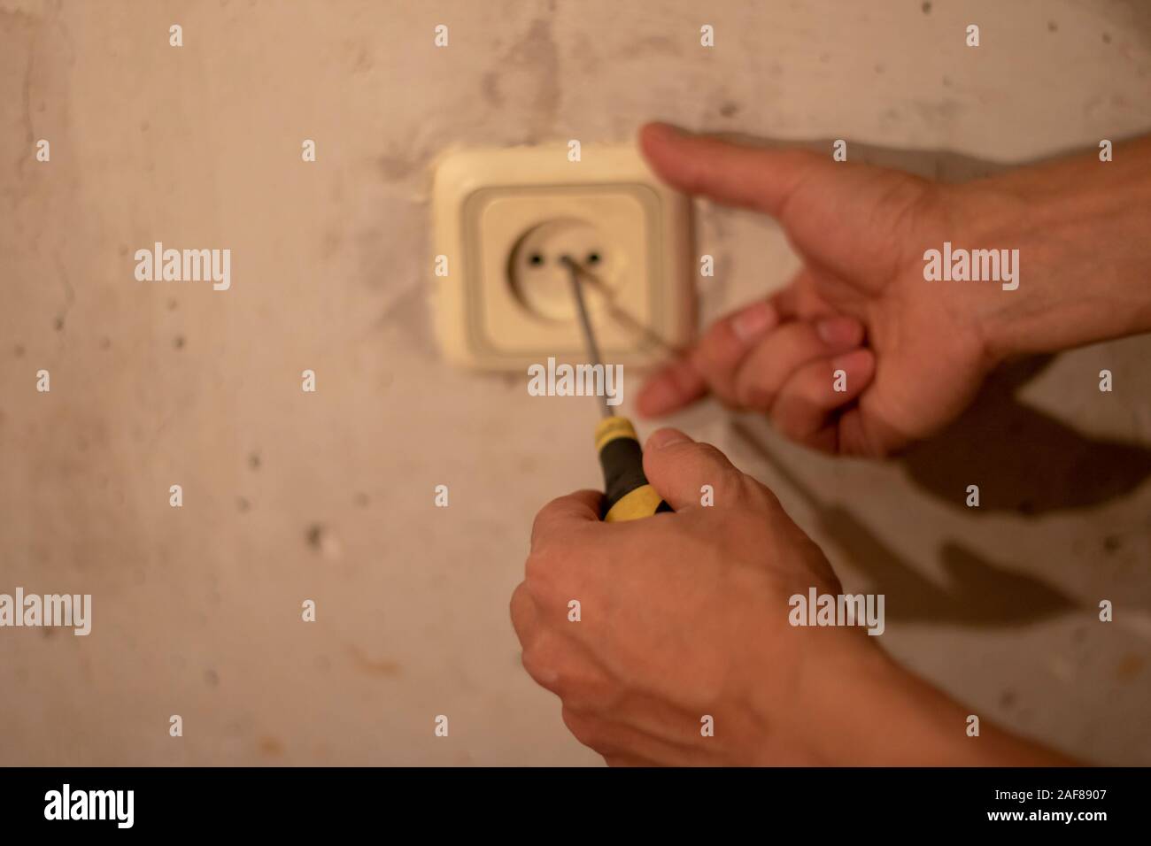 Plug in power meter hires stock photography and images Alamy