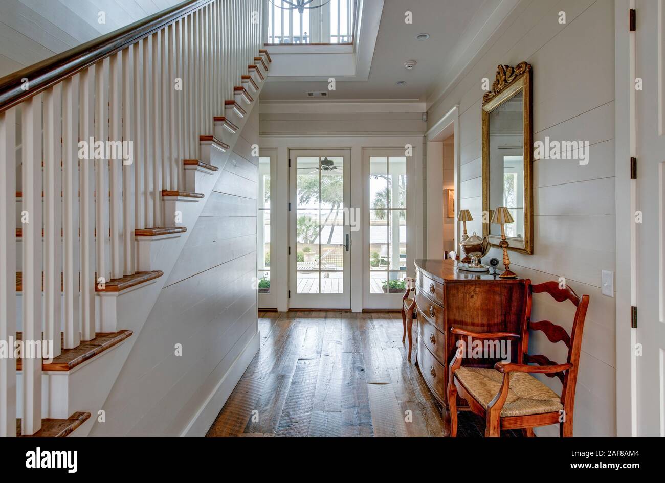 Luxury Homes Foyer