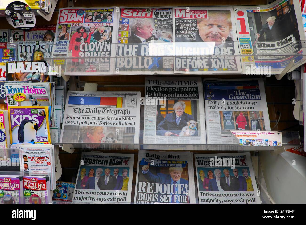 Election result British newspaper headlines on front page of tabloid and broadsheet newspapers in a newsagent shop in Great Britain UK  KATHY DEWITT Stock Photo