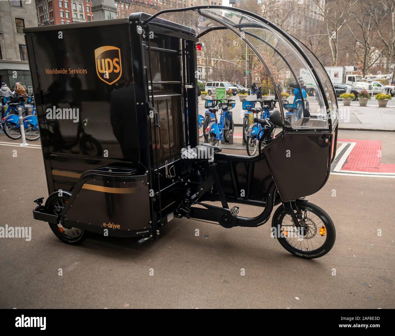 Page 2 - Cargo Bike High Resolution Stock Photography and Images - Alamy