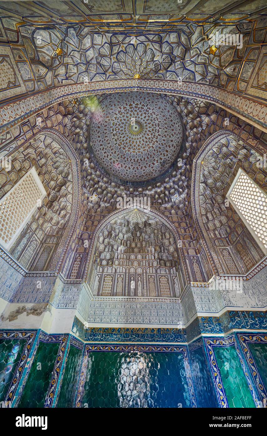 interior shot in tomb of upper complex of necropolis Shah-i-Zinda, Samarqand, Uzbekistan, Central Asia Stock Photo