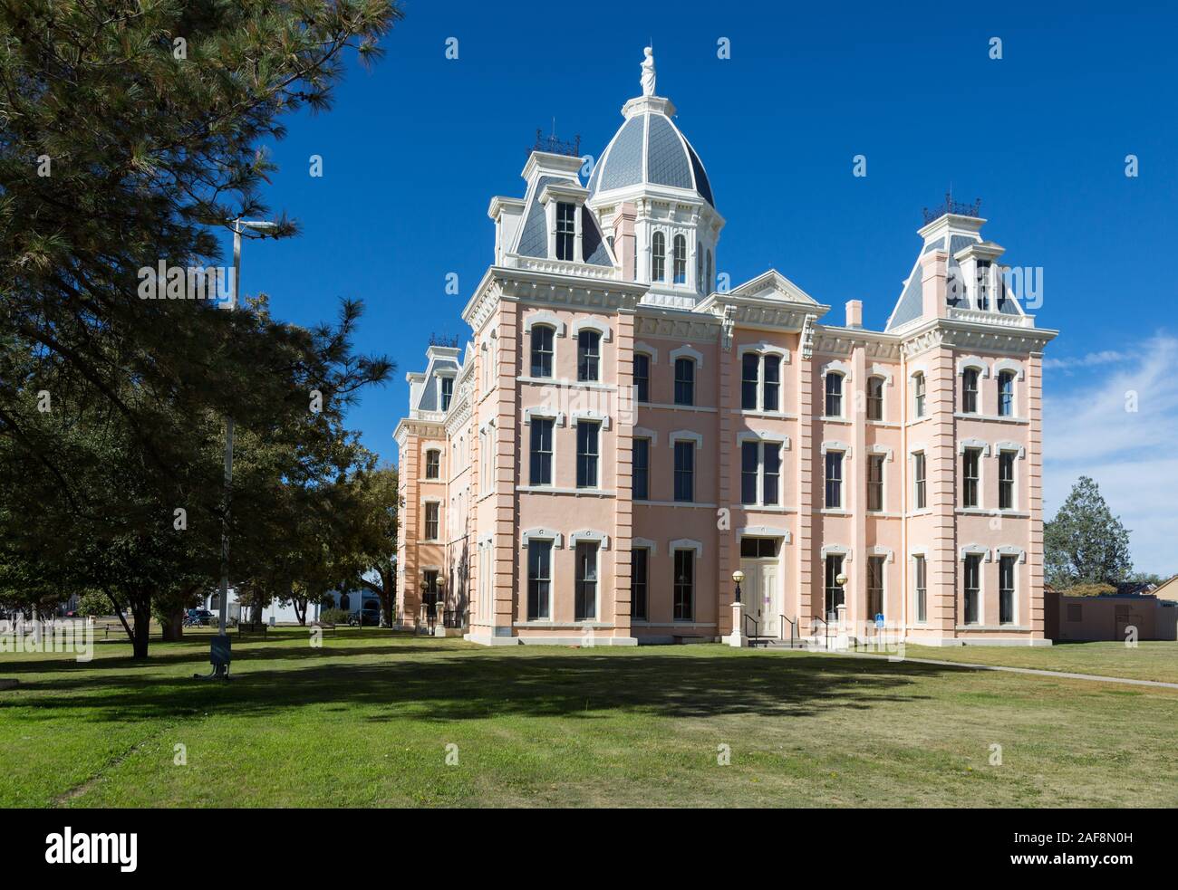 Marfa Texas Presidio County Court House Built 1886 Restored 2001 marfa-texas-presidio-county-court-house-built-1886-restored-2001