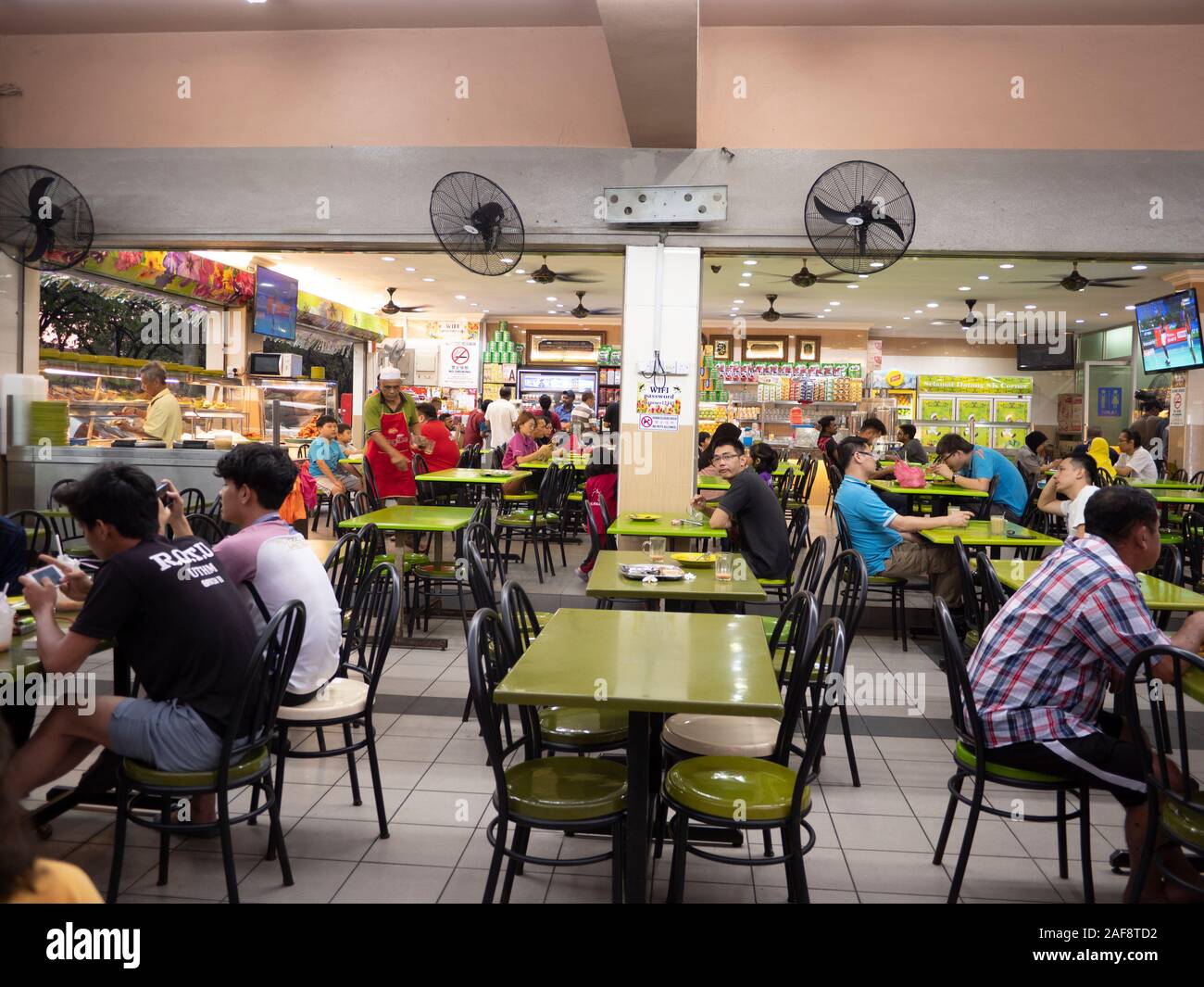 Malaysia kuala lumpur muslim girls hires stock photography and images Alamy