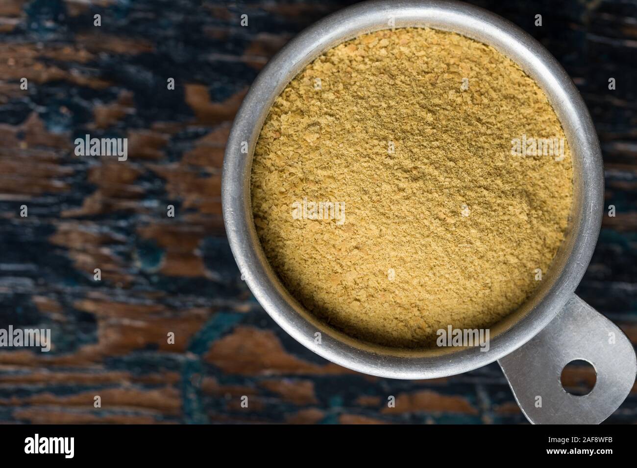 Nutritional yeast hires stock photography and images Alamy