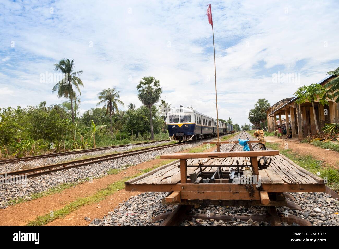 the-newly-re-opened-battambang-bamboo-train-used-by-cambodians-after