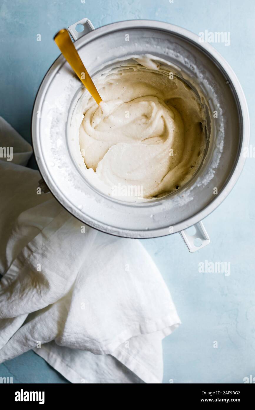 Making ice cream in an ice cream machine Stock Photo Alamy