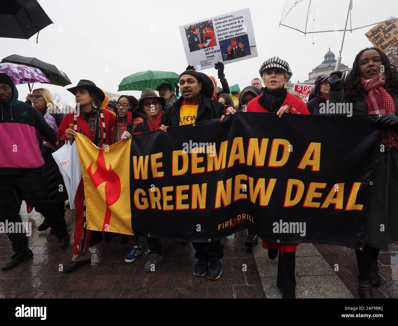 Washington, District of Columbia, USA. 13th Dec, 2019. Sally Fields and Jane Fonda marched to the steps of the US Capitol during the Fire Drill Friday rally, with the demand for a Green New Deal.The event focused on the need for a 'Just Transition' from our fossil fuel-based economy to one based on clean, renewable energy sources. Credit: Sue Dorfman/ZUMA Wire/Alamy Live News Stock Photo