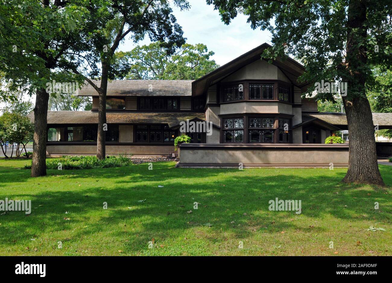 The  B. Harley Bradley House, designed by Frank Lloyd Wright in the Prairie style and constructed in Kankakee, Illinois in 1900. It is open for tours. Stock Photo