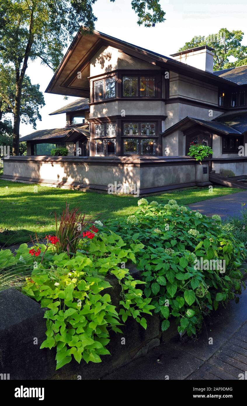 The  B. Harley Bradley House, designed by Frank Lloyd Wright in the Prairie style and constructed in Kankakee, Illinois in 1900. It is open for tours. Stock Photo