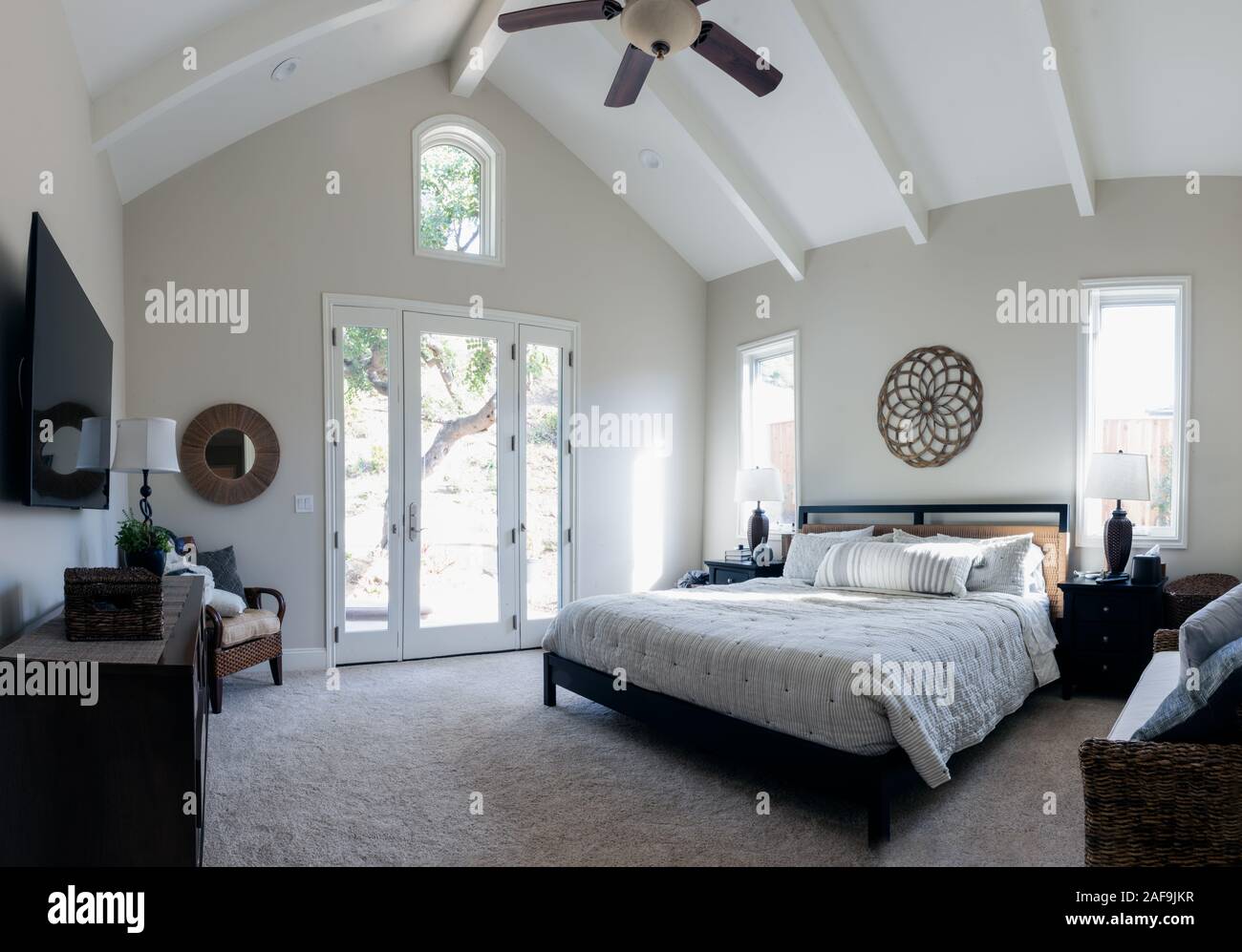 Vaulted ceiling bedroom hi-res stock photography and images - Alamy