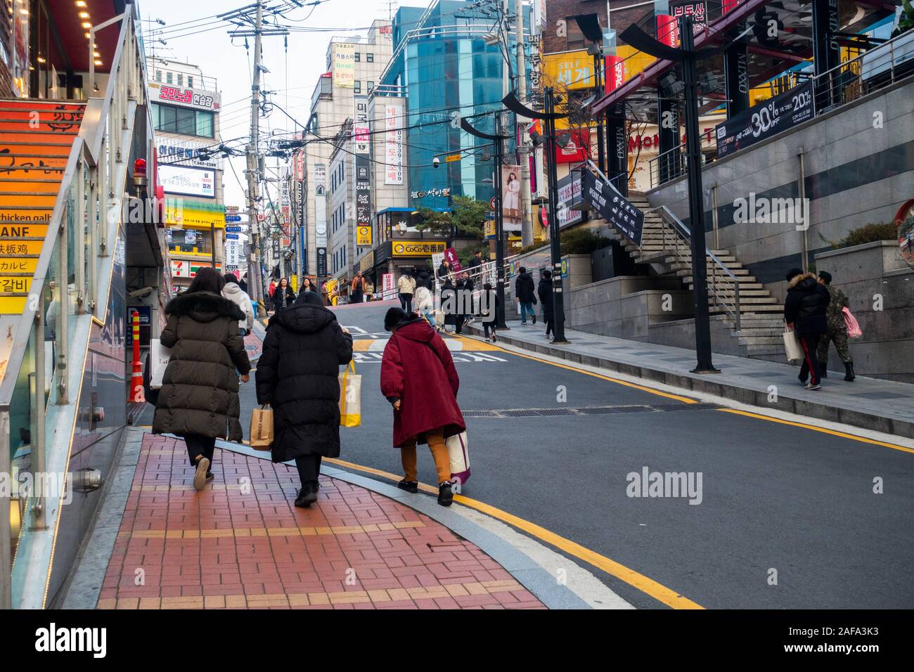 Seoul, South Korea 2019 - People walking in the Gangnam district Stock Photo