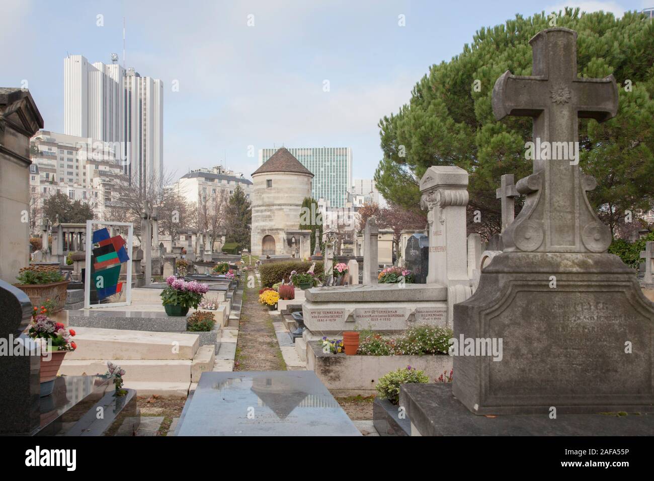 Montparnasse Cemetery is the second largest cemetery in Paris Stock Photo