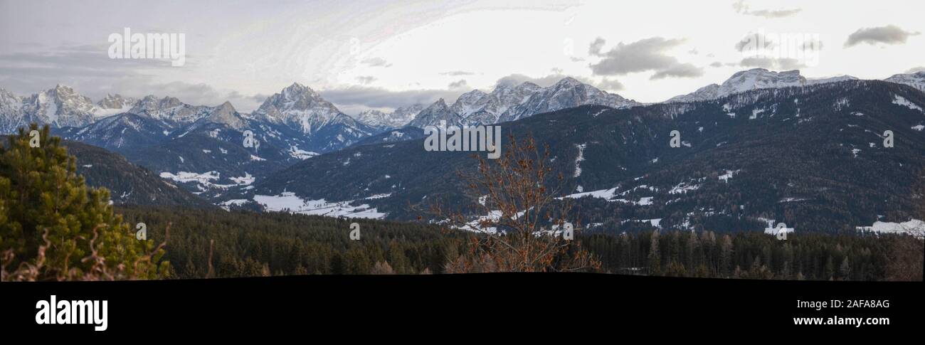 Overview of the mountains surrounding the Val Pusteria Stock Photo