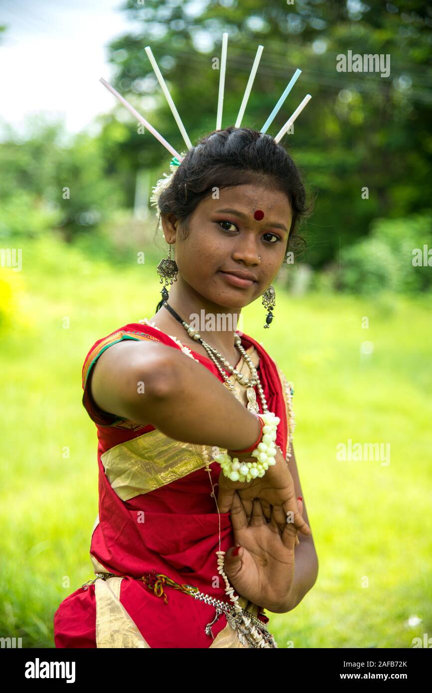AMRAVATI, MAHARASHTRA, INDIA AUGUST 9 Group of Gondi tribes