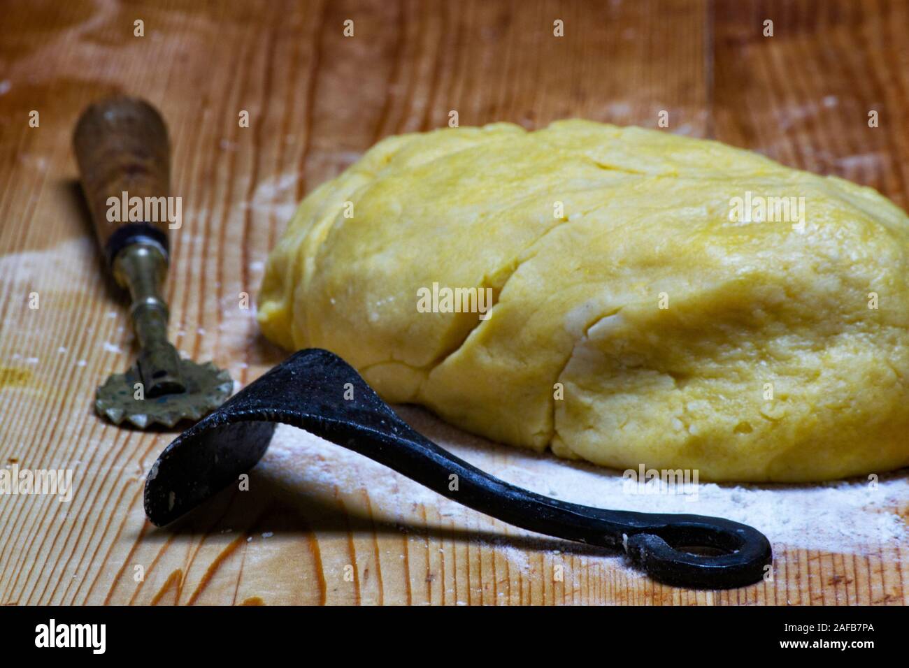 Homemade instruments hi-res stock photography and images - Alamy