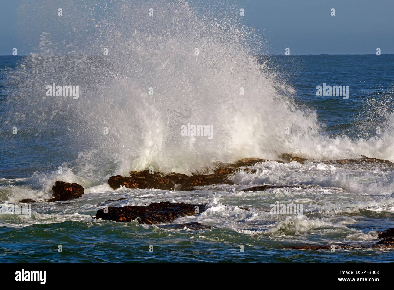 stuermische See an den Felsen von Bird Island, Lamberts Bay, Western Cape, Westkap, Suedafrika, Afrika Stock Photo