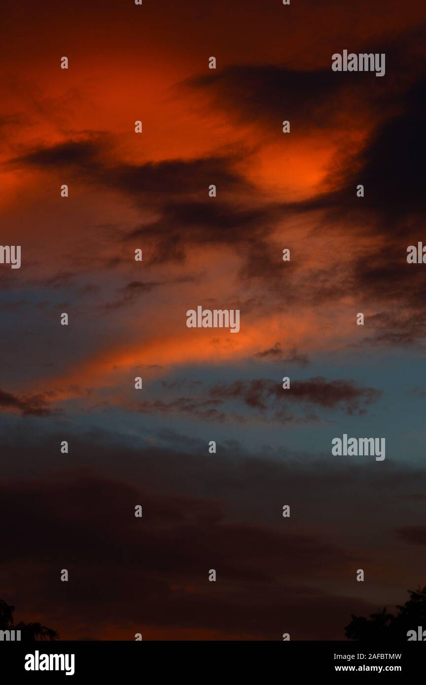 Beautiful sunset sky with clouds. Abstract sky Stock Photo - Alamy