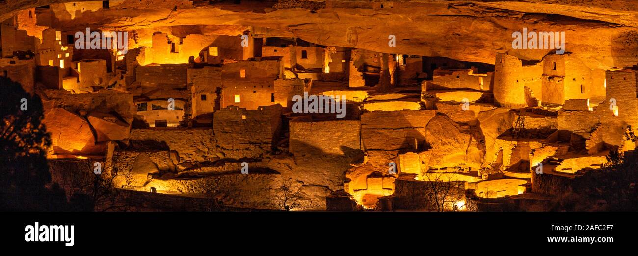 Cliff Palace, the largest cliff dwelling in North America, illuminated once a year during the Luminaria Festival in Mesa Verde National Park, Colorado Stock Photo