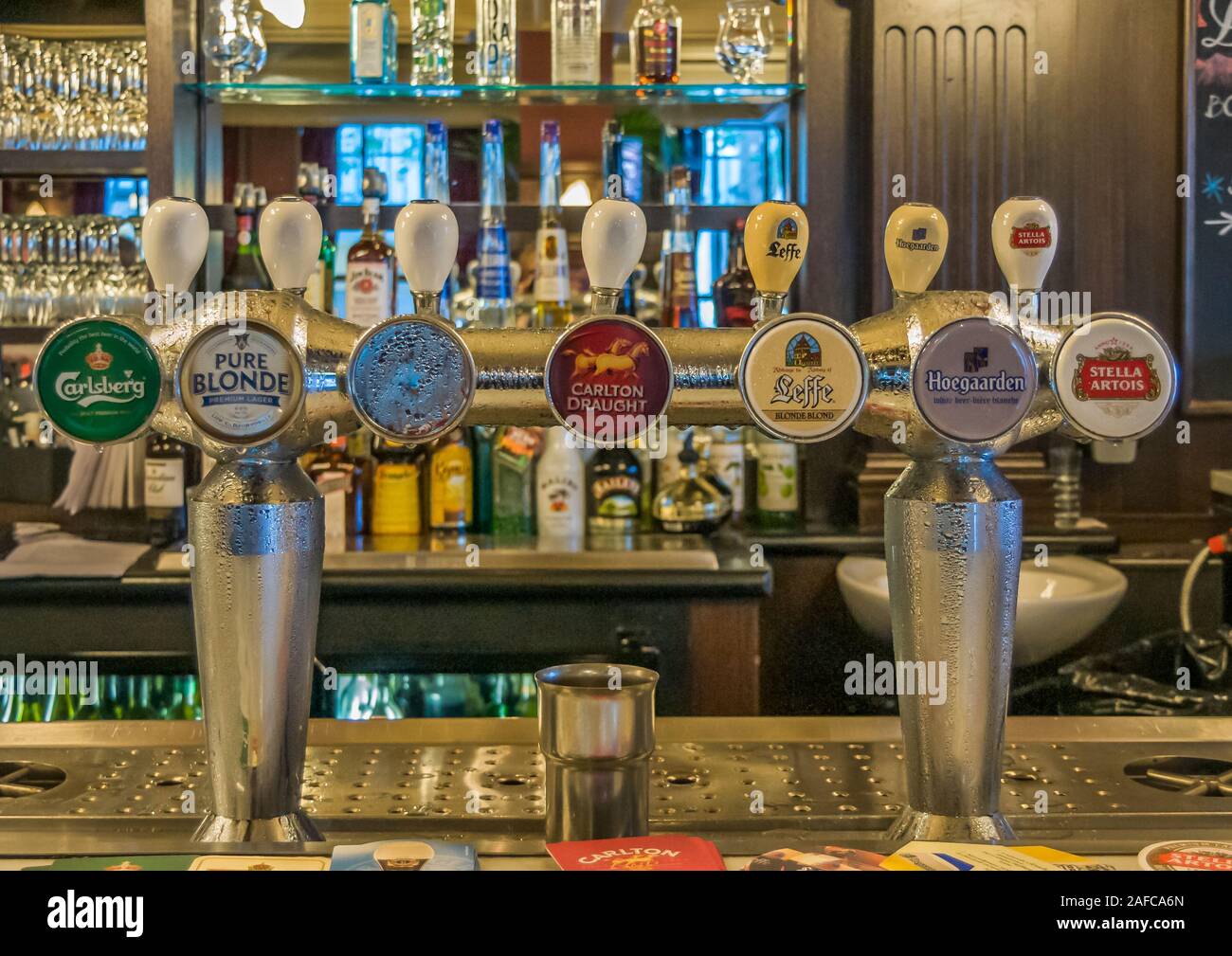 Melbourne, Australia December 17, 2009 European Cafe on corner of