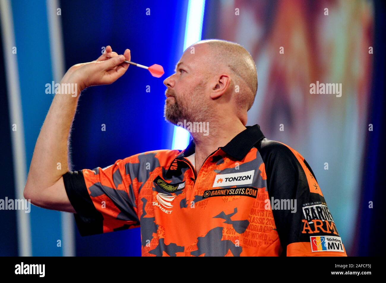 ophobe sejle Justerbar 14 december 2019 London, Great Britain William Hill World Darts  Championship Raymond van Barneveld during day 2 of the William Hill World  Darts Championship of darts at Alexandra Palace (Ally Pally) in