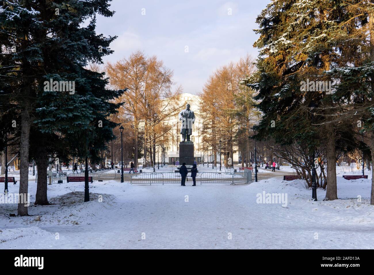 Perm, Russia - December 14, 2019: monument to Vladimir Lenin in the square near the Opera and Ballet Theater Stock Photo
