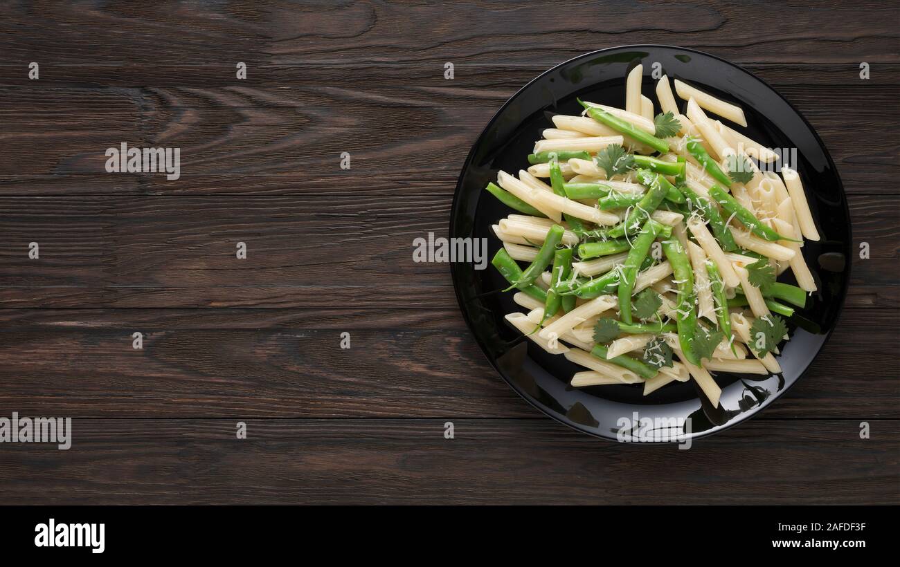 primavera, penne pasta primavera, zucchini noodles, green beans