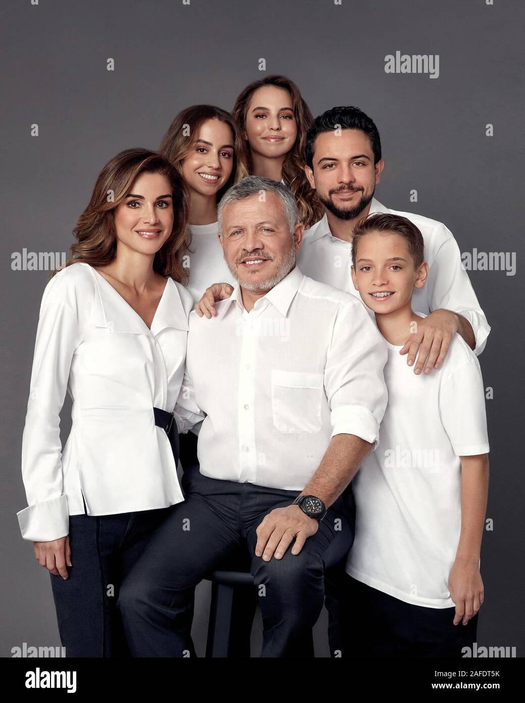 Ammam, Jordan. 15th Dec, 2019. Their Majesties King Abdullah II and Queen  Rania and Their Royal Highnesses Crown Prince Al Hussein, Prince Hashem,  Princess Iman, and Princess Salma in this year's holiday