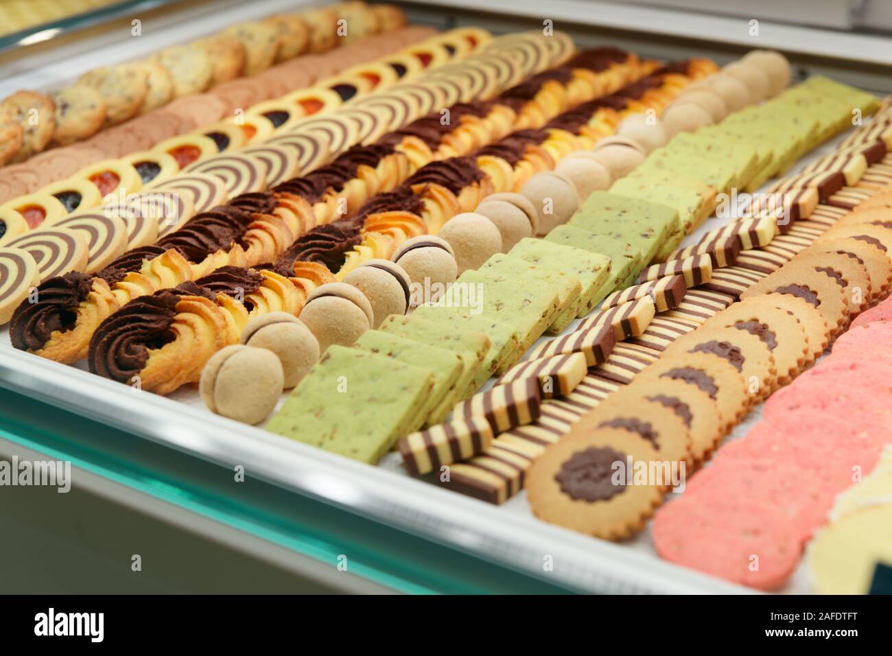 Italian biscotti cookies in pastry shop, closeup Stock Photo Alamy