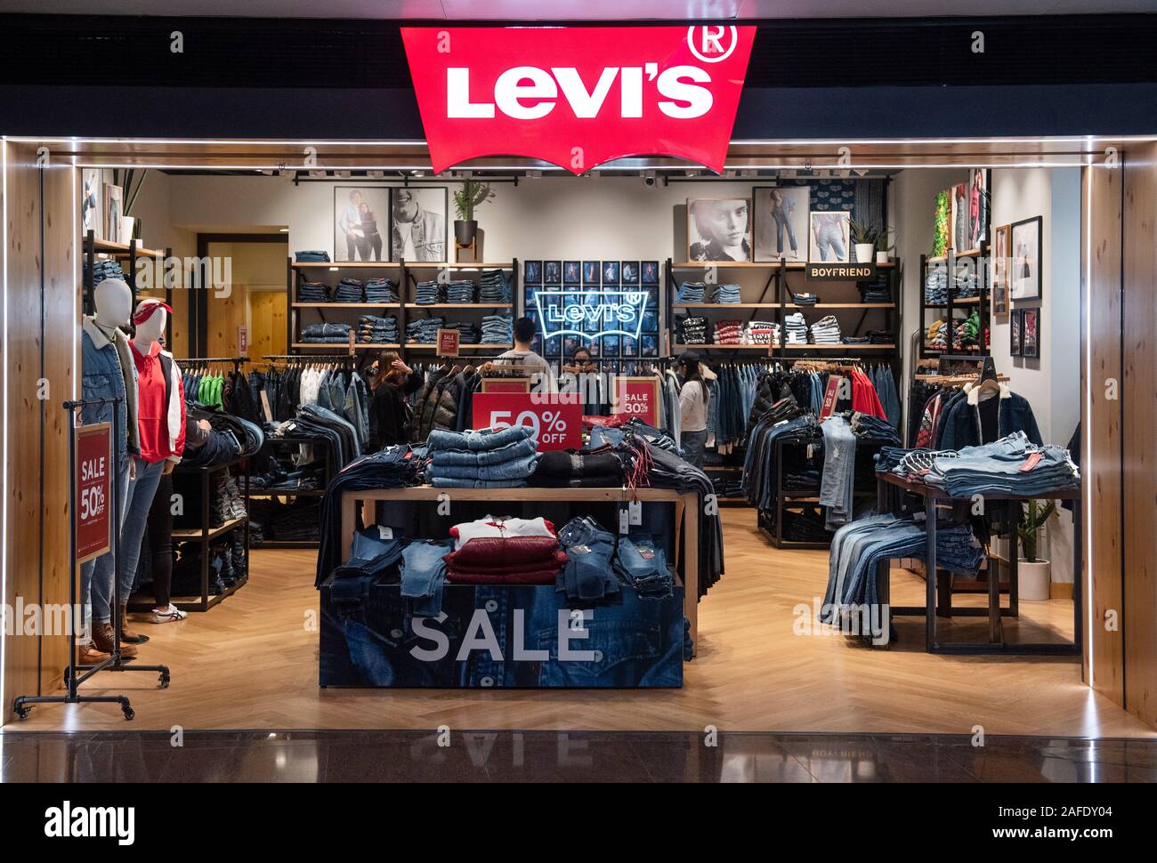 American clothing company brand Levi´s store seen in Hong Kong shopping mall  Stock Photo - Alamy