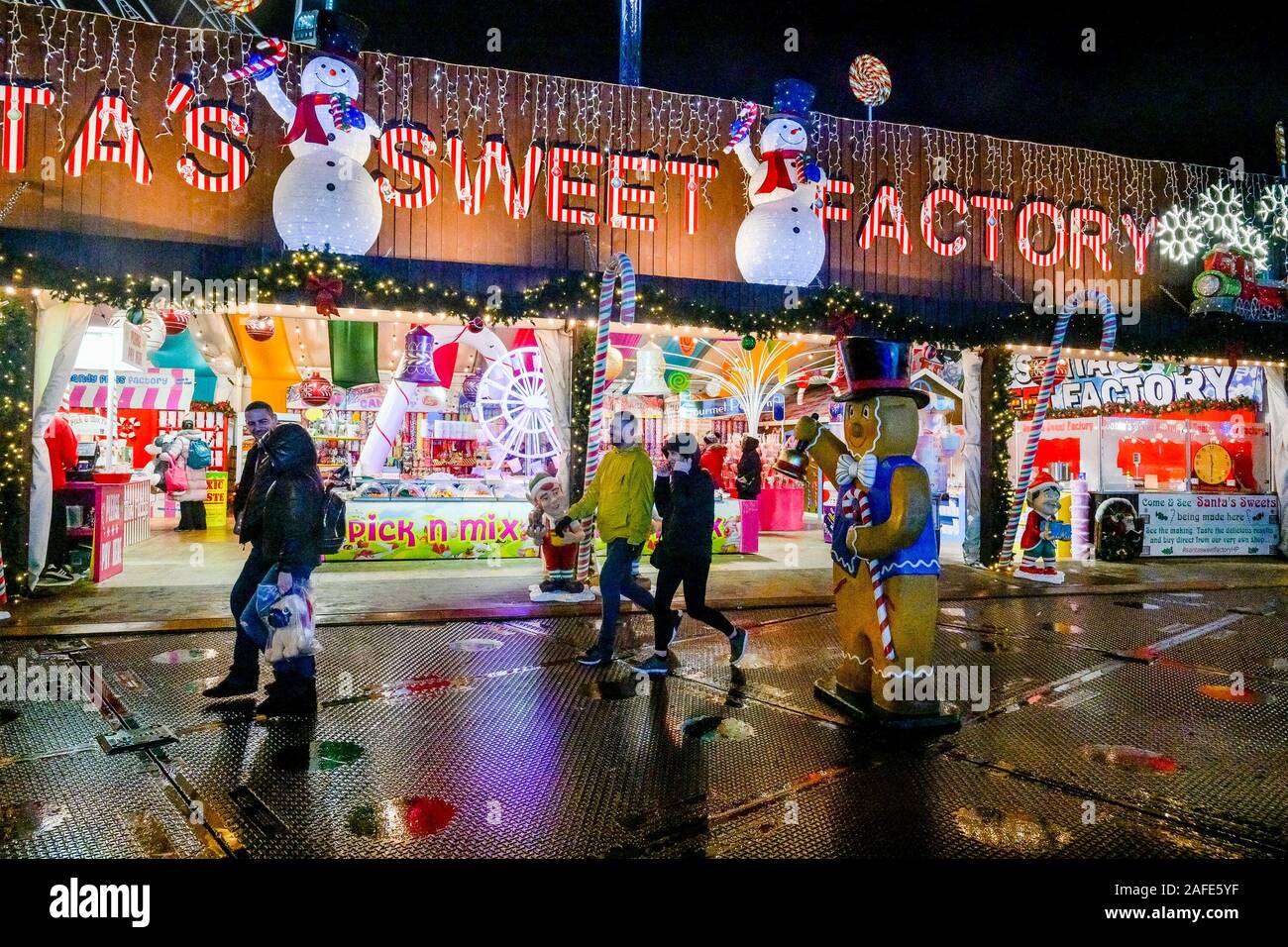 Santas Sweet Factory, Hyde Park Winter Wonderland, Fun fair, London ...