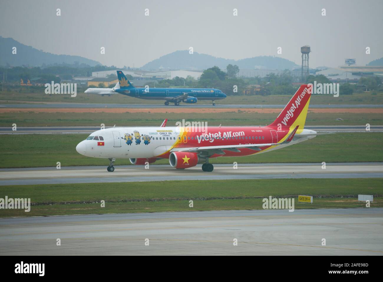 HANOI, VIETNAM - JANUARY 12, 2016: Airbus A320-200 (VN-A650) VietJetAir airline on the taxiway of Noi Bai Airport Stock Photo