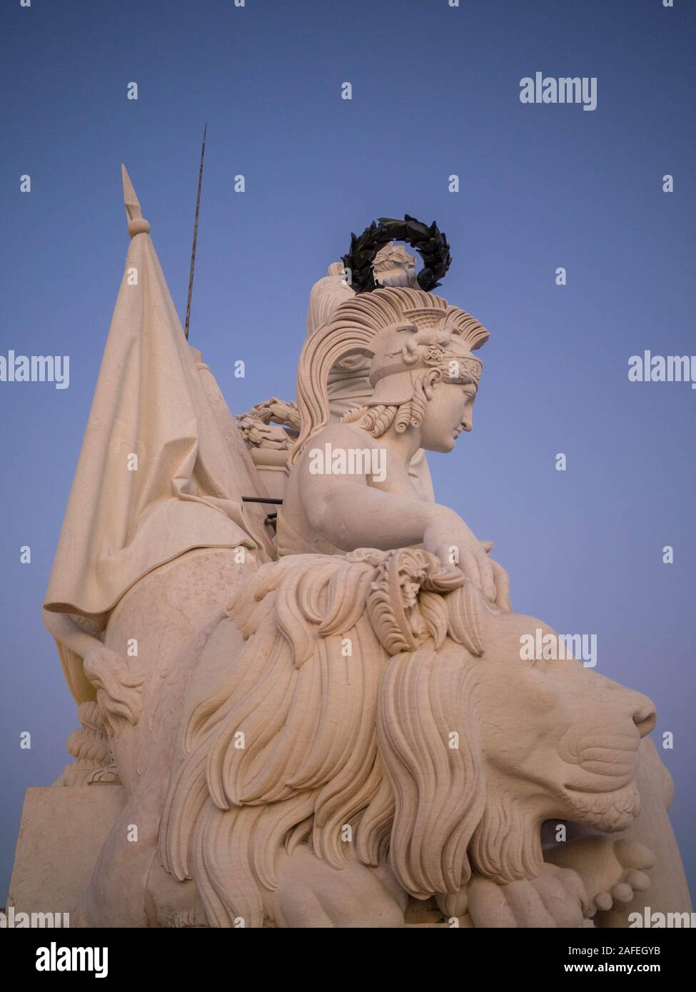 Statue of the top of Rua Augusta Arch Stock Photo