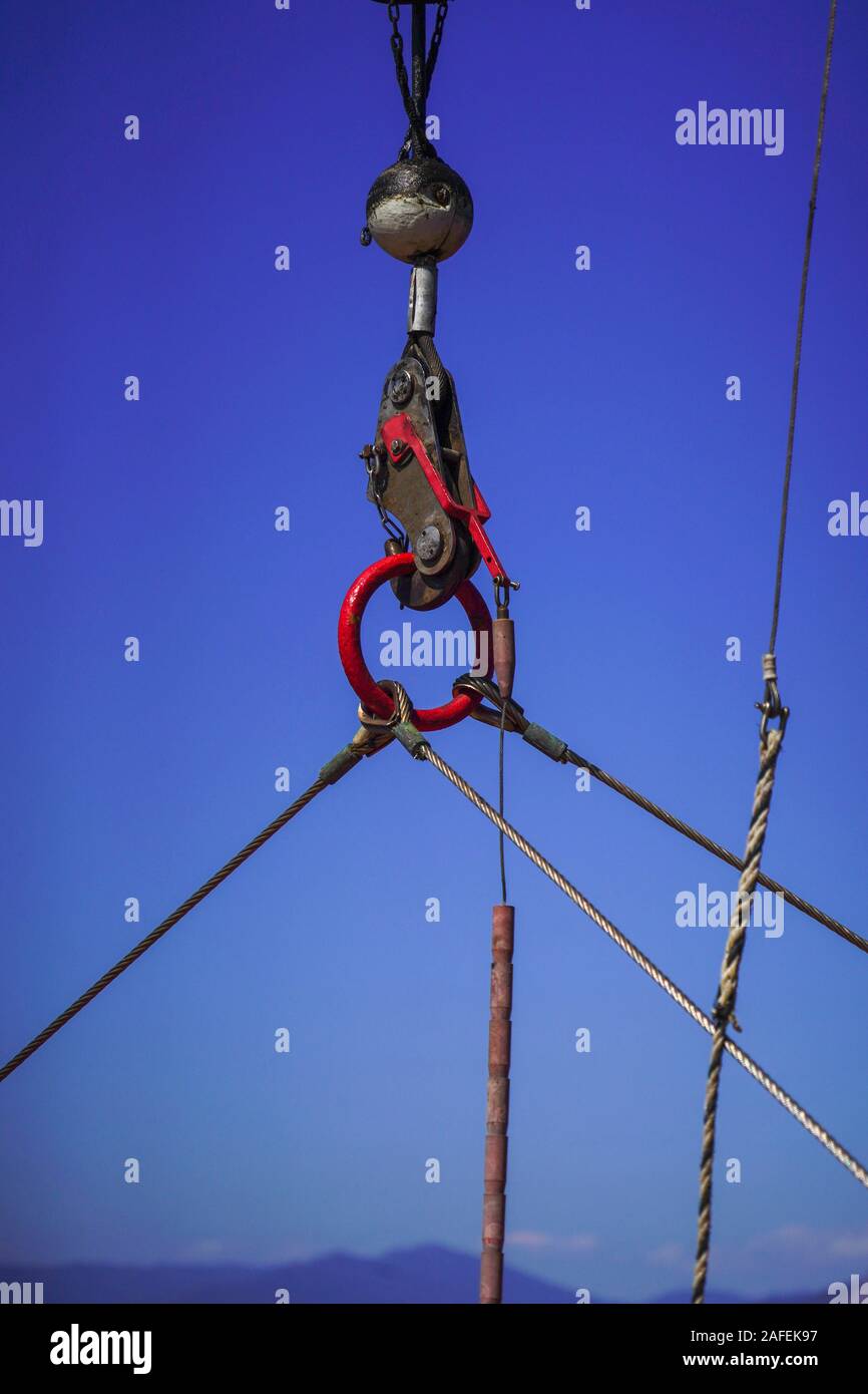 Pulleys on a boat hires stock photography and images Alamy