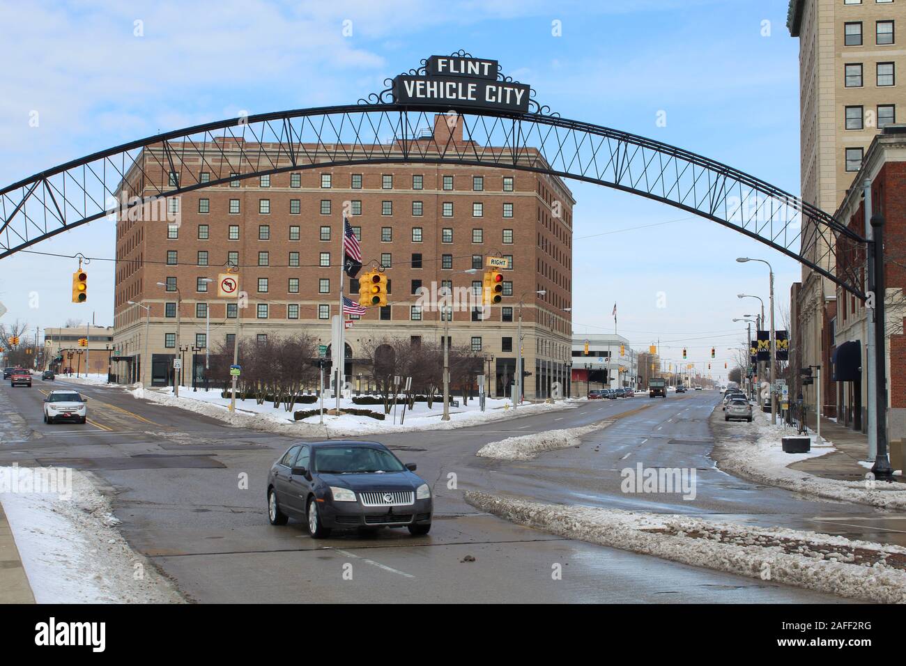 Vehicle city arch hires stock photography and images Alamy
