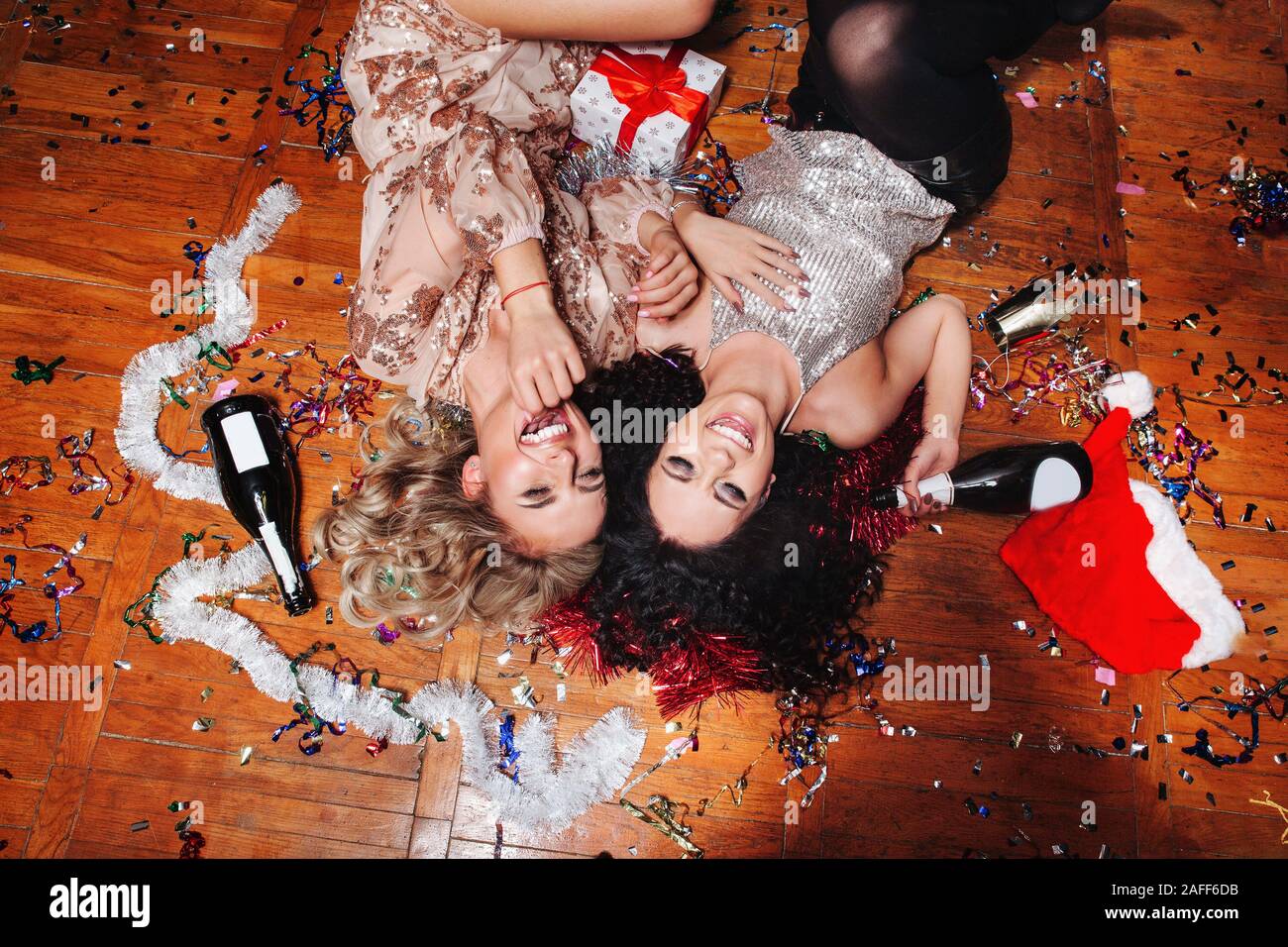 Drunk girl funny hi-res stock photography and images - Alamy Drunk girl funny hi-res stock photography and images - Alamy