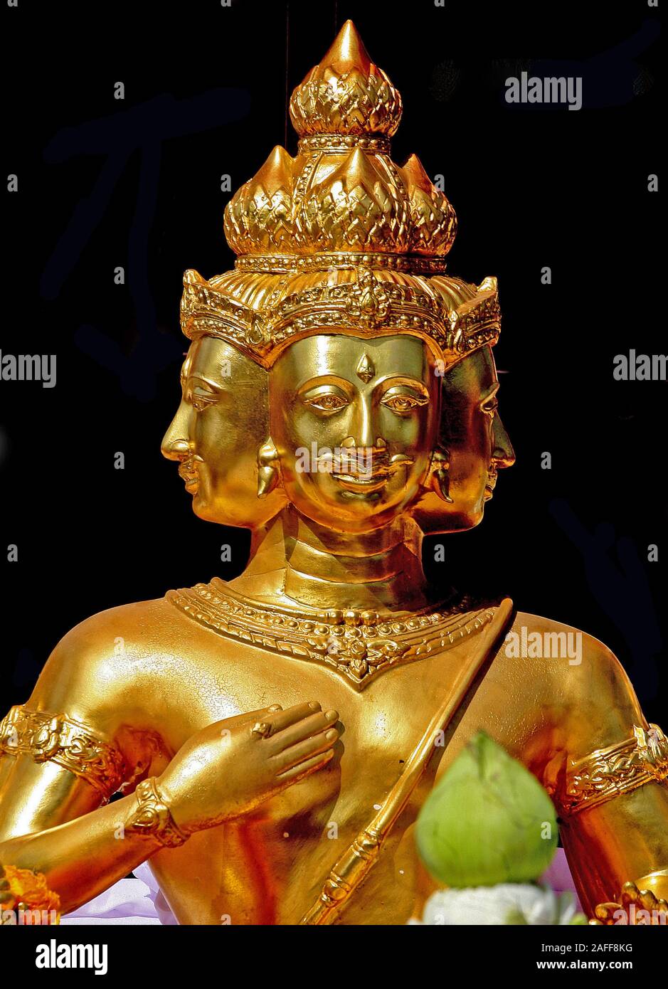 Vierkoepfiger Buddha in Bangkok Stock Photo