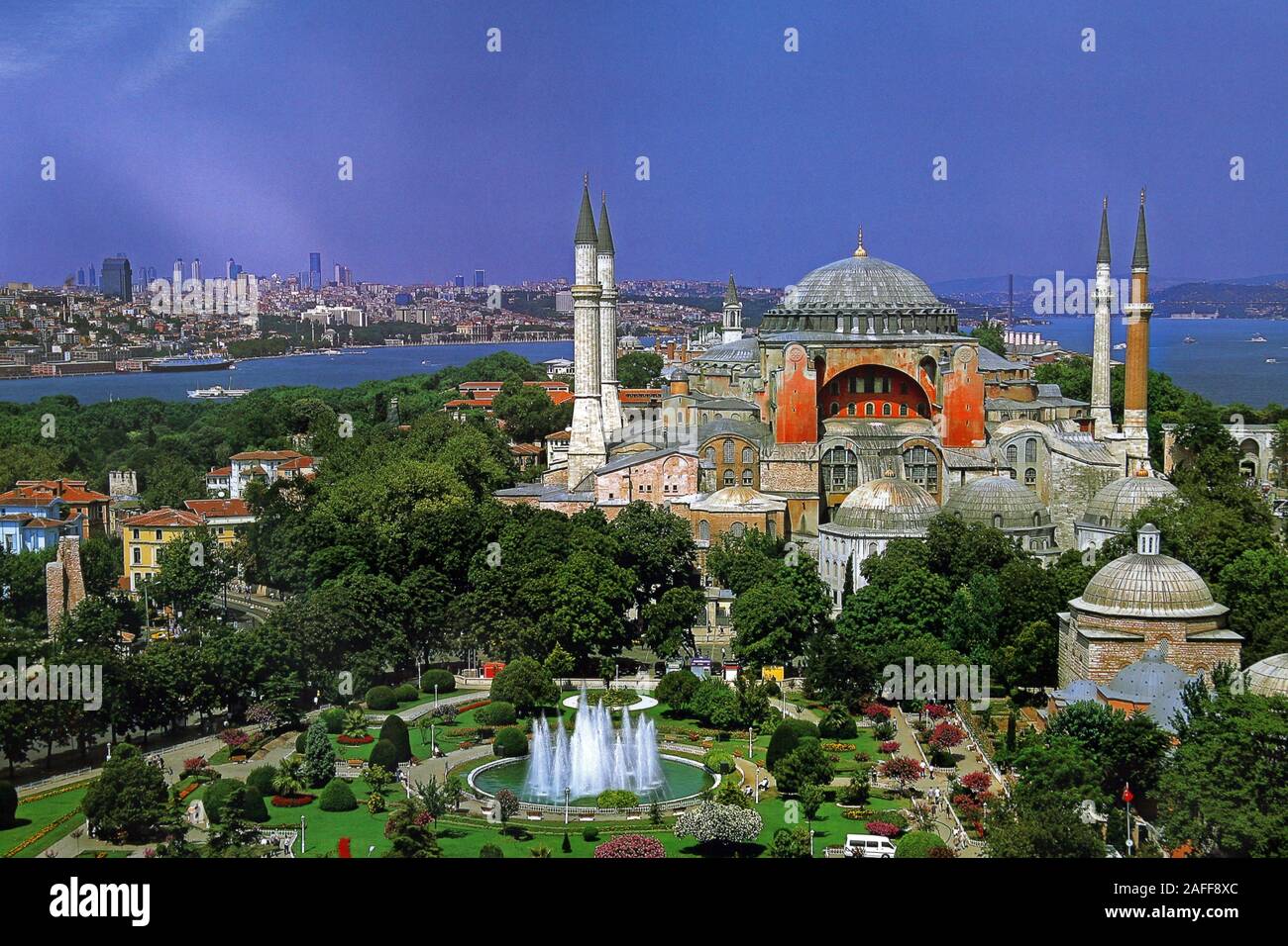 Sultanahmet Camii Moschee in Istanbul ( Blaue Moschee) Stock Photo