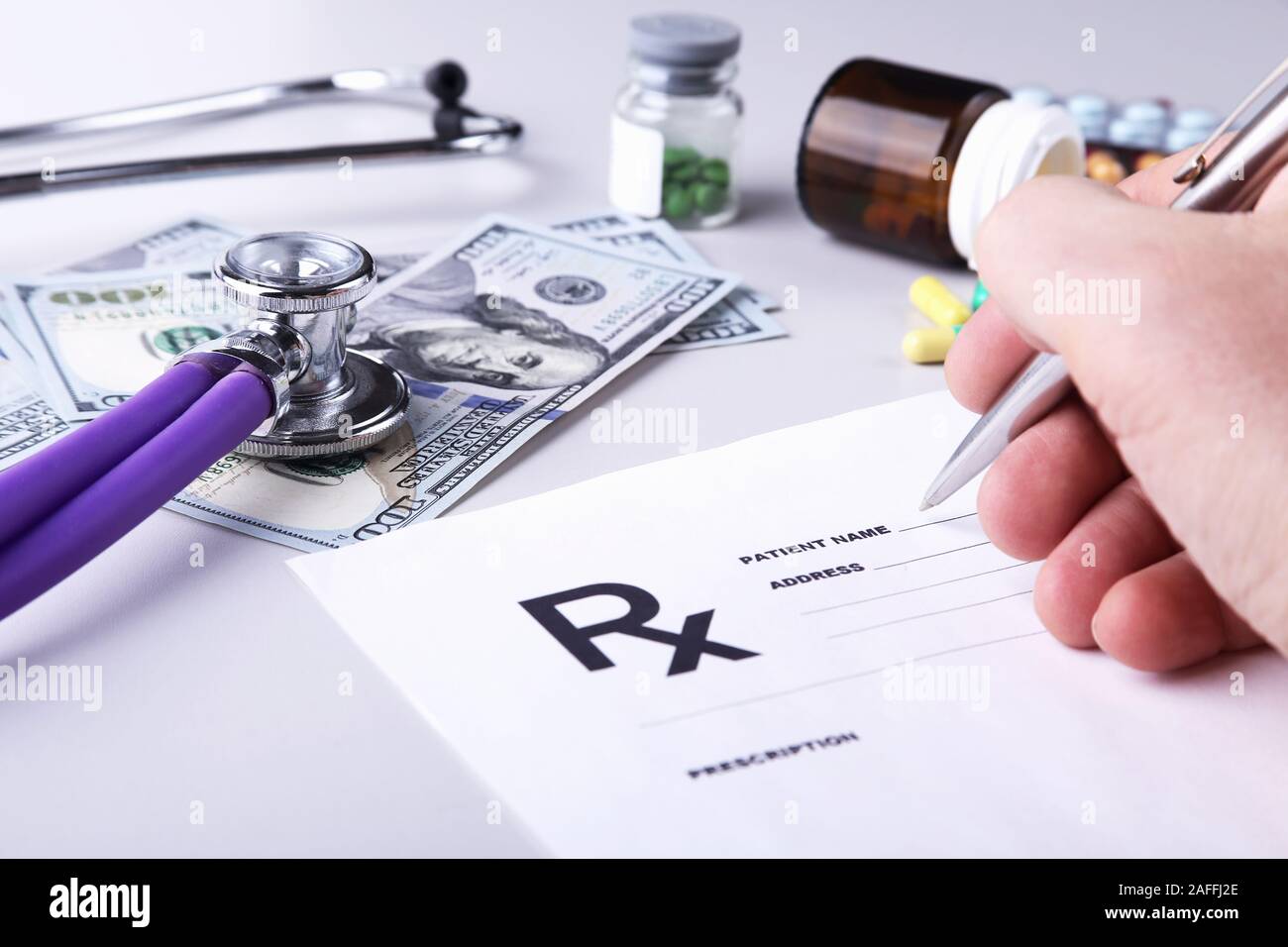 Page 29 - Write A Prescription High Resolution Stock Photography