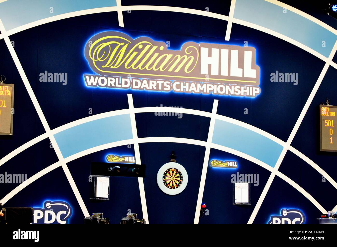 15-12-2019: Darts: WK 2019: Londen The stage podium during day 3 of the  William